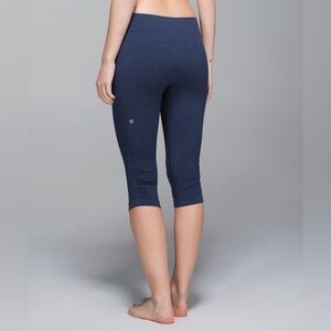 Lululemon In The Flow Crop II Leggings Heathered Deep Navy Size 6
